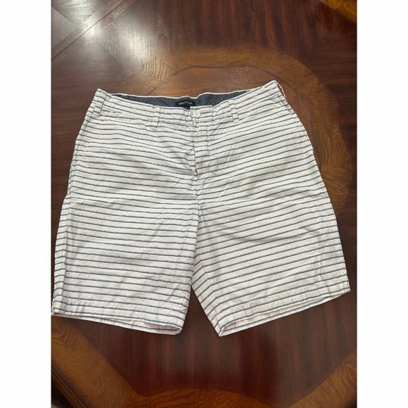 Men’s Nautica Shorts Size 36 - Picture 1 of 6